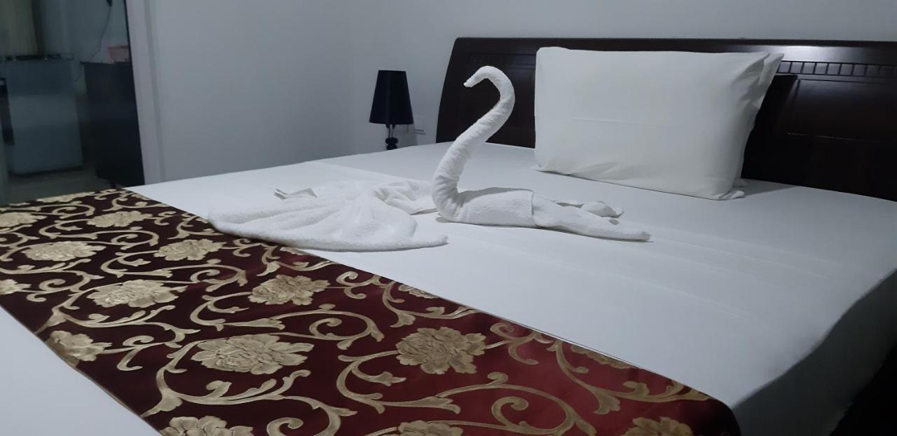 Hotel Diamond Plaza Grand Anse  Esterno foto