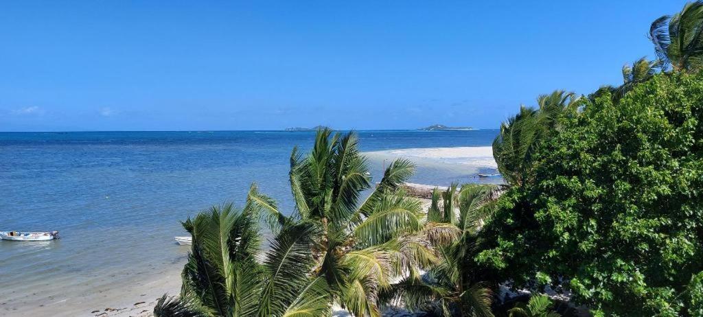 Hotel Diamond Plaza Grand Anse  Esterno foto