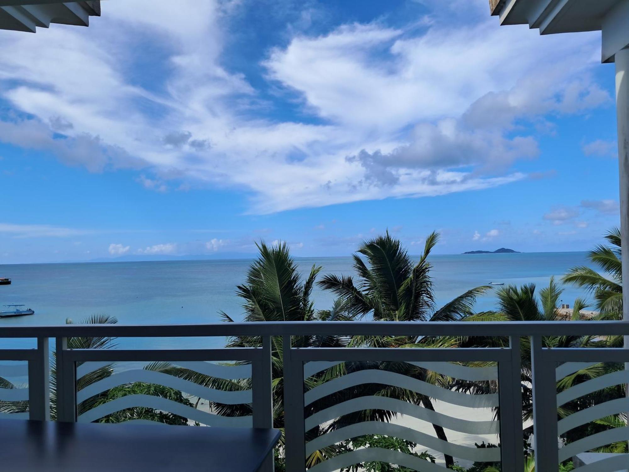 Hotel Diamond Plaza Grand Anse  Esterno foto